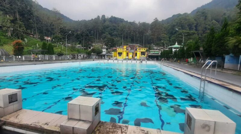 Parimas Waterpark Pacet Dengan Ke Indahannya