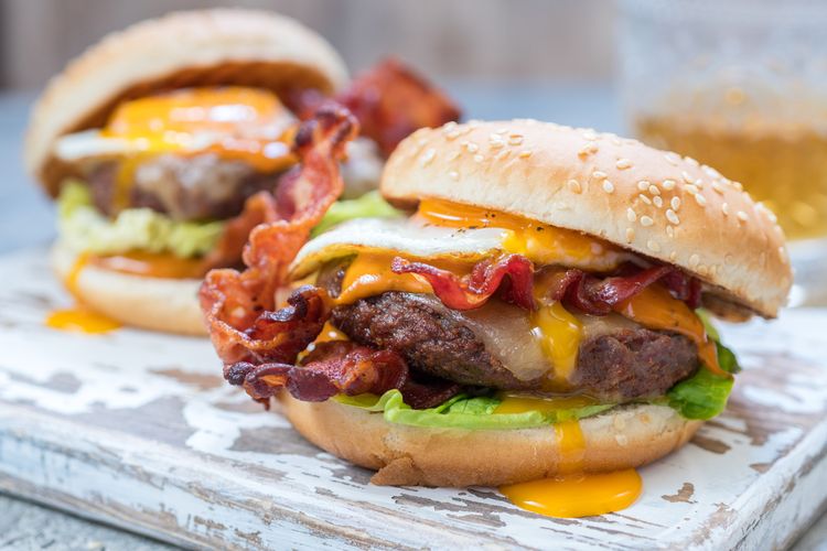 Lokasi Makan Burger Yang Ada Di Solo Untuk Nongkrong Seru