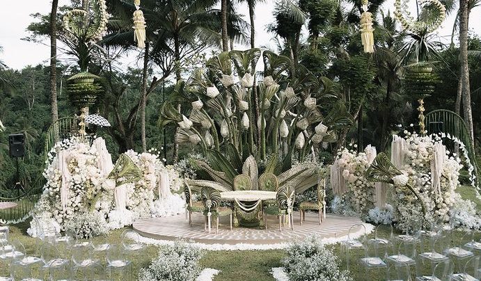 Make A Scene Bali: Dalang Di Balik Dekorasi Unik Luna Maya
