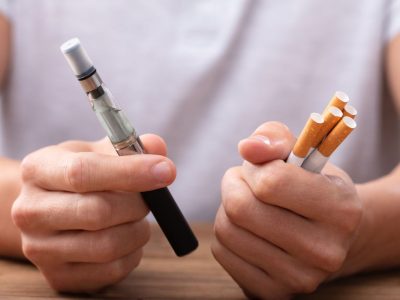 Dokter Paru: Sisa Asap Rokok Di Baju Ancam Bayi