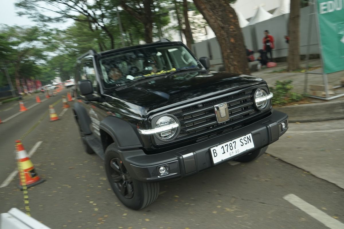 GWM Tank 300 Vs Toyota Fortuner: Siapa Raja SUV?