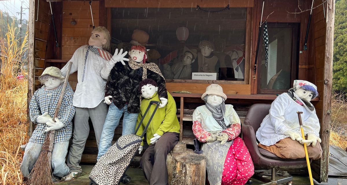 Bukan Desa Biasa: Di Sini Boneka Menjalani Hidup Bak Manusia