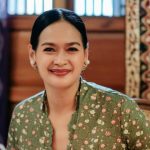 Donna Harun, Aktris Senior Tetap Memesona dan Berkarakter Kuat