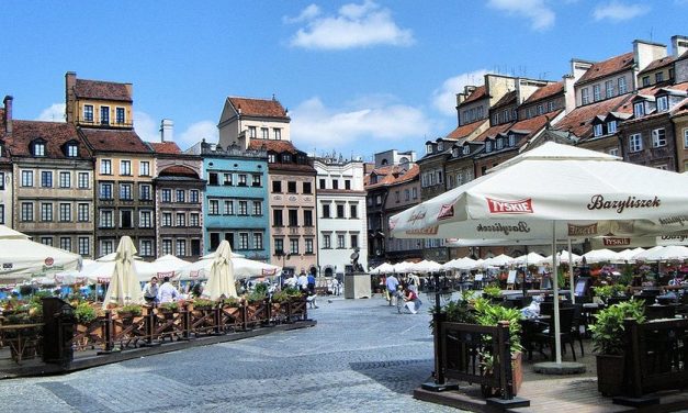 Kota Warsawa Memiliki Sejarah Budaya Dan Daya Tarik Tersendiri