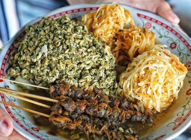 Lontong Kupang