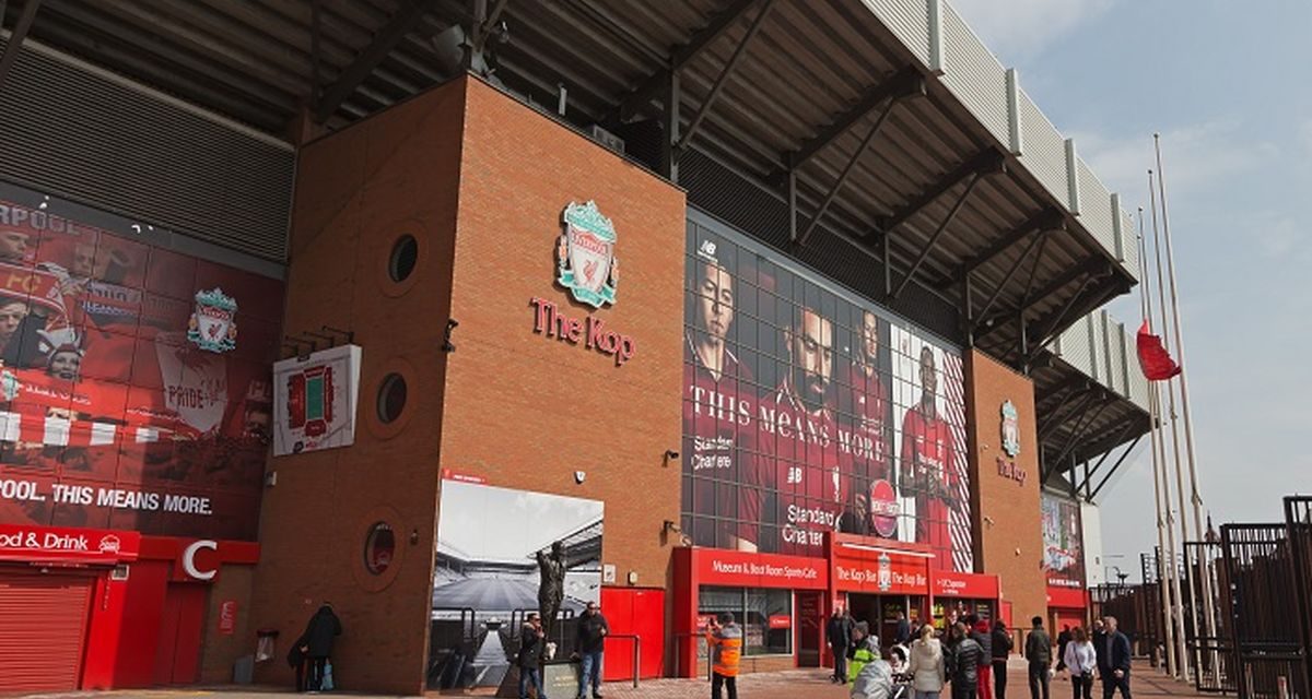 Stadion Anfield Terkenal Dengan Tribun Kopnya Yang Legendaris