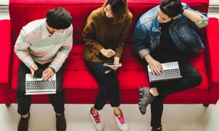 Bimbingan Minat Dan Hasrat Remaja, Adaptasi Di Abad Digital