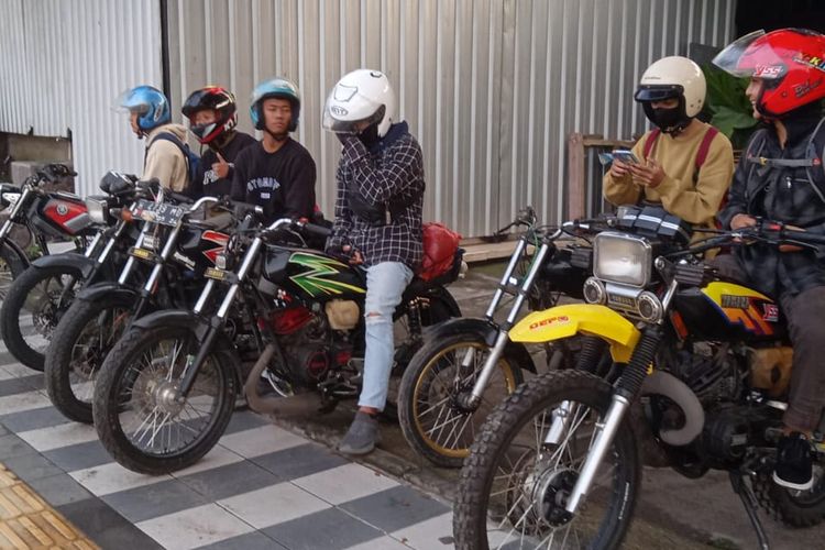 Sederet Helm Tepat Bagi Pengendara Motor RX King