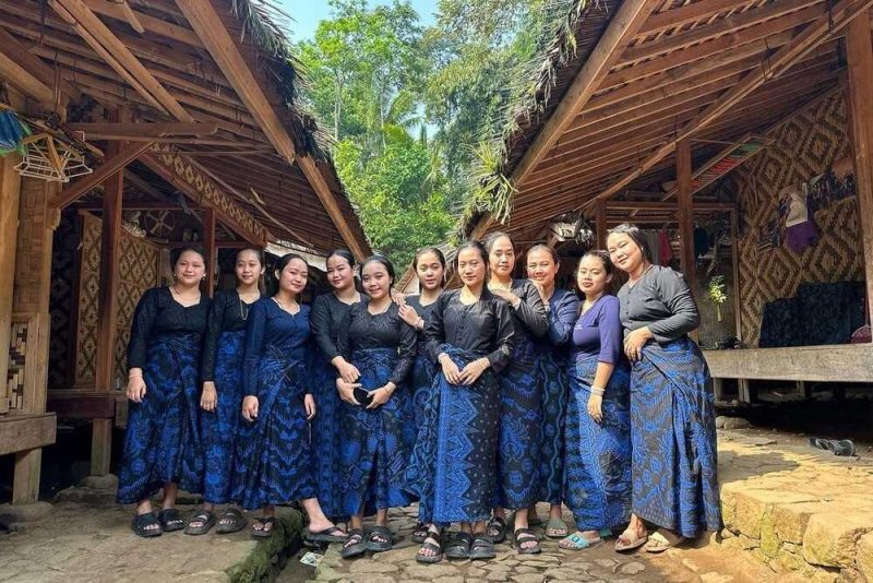 Wanita Cantik