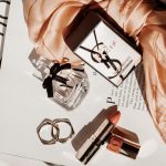 Brand YSL Keindahan Mode Dari Desainer Papan Atas